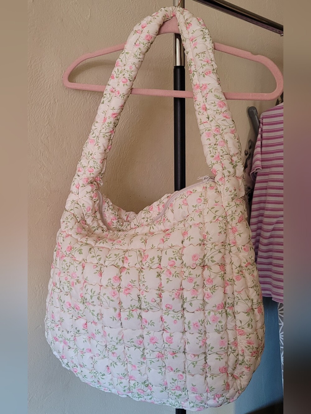 wild fable Quilted Floral Hobo Bag in Cream and Pink